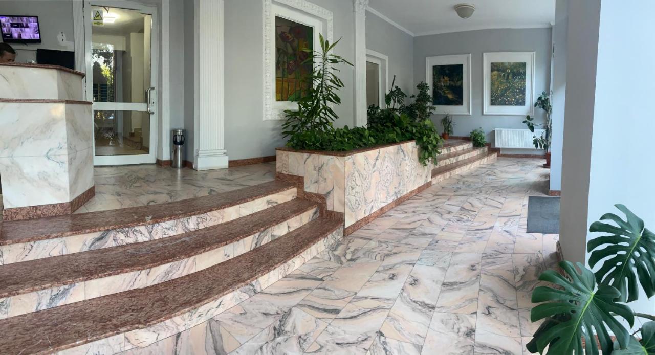 Casa S Piata Alba Iulia Apartment Bukares Bagian luar foto