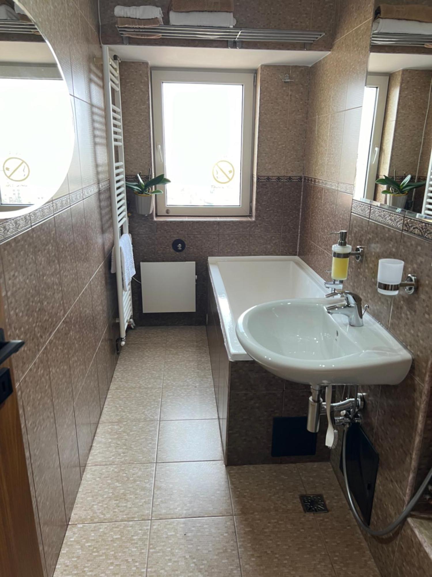 Casa S Piata Alba Iulia Apartment Bukares Bagian luar foto