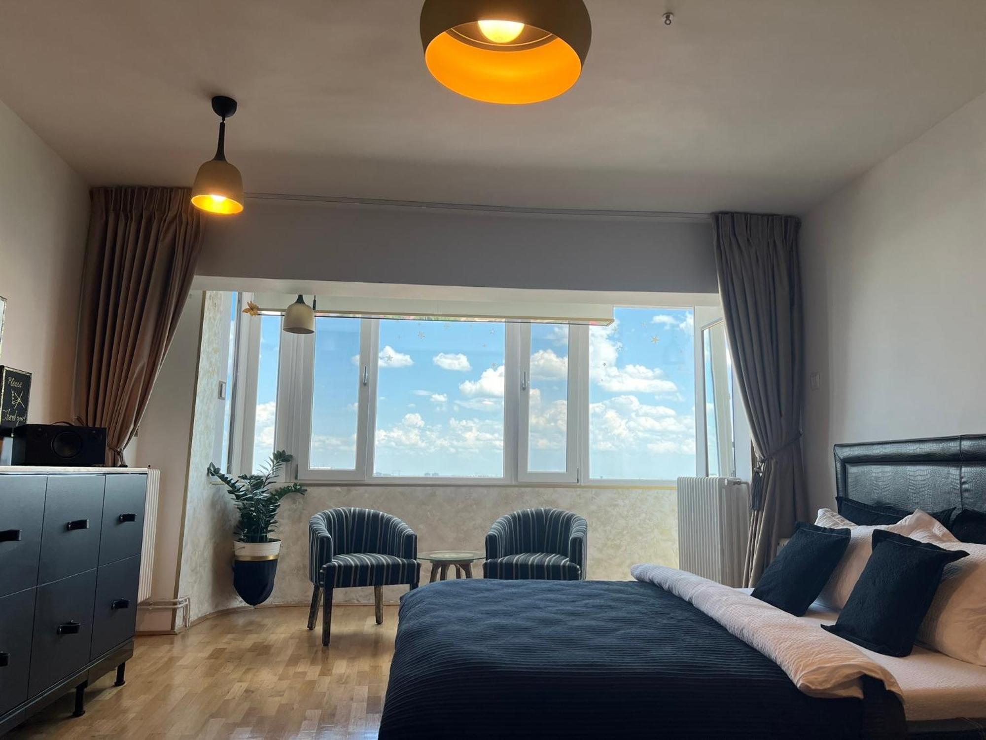 Casa S Piata Alba Iulia Apartment Bukares Bagian luar foto
